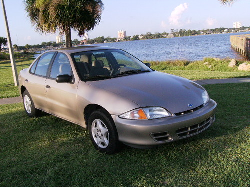 Image 2 of 2000 Chevrolet Cavalier…